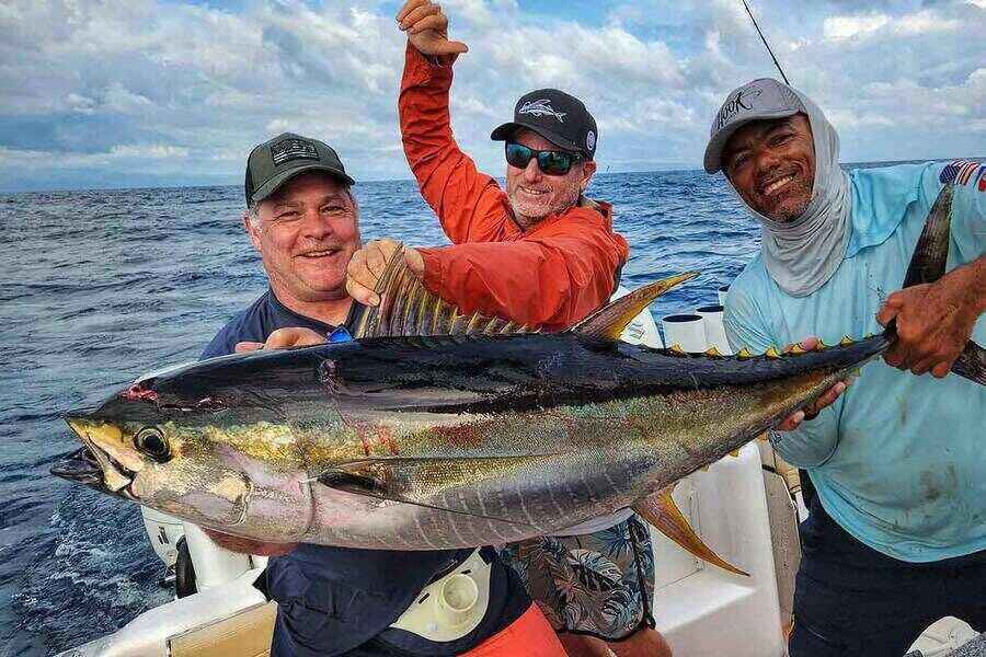 rsz_offshore_fishing_7 offshore fishing charters quepos costa rica full day and 3/4 day deep sea fishing