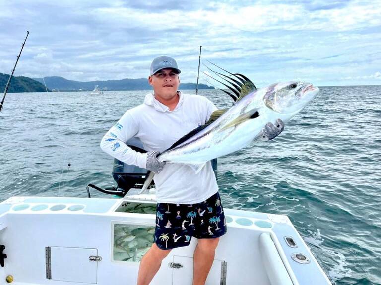inshore fishing charters quepos costa rica marina pez vela full day and half day inshore fishing charters quepos costa rica marina pez vela full day and half day
